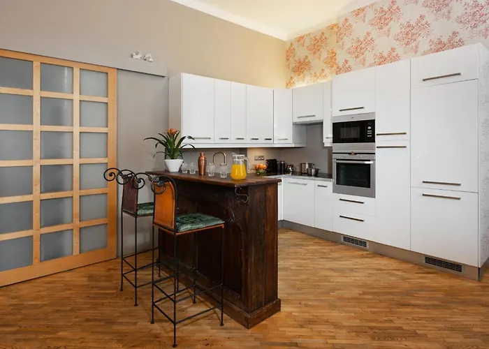 Days - Family Friendly With Ac And Netflix In Old Town Prága